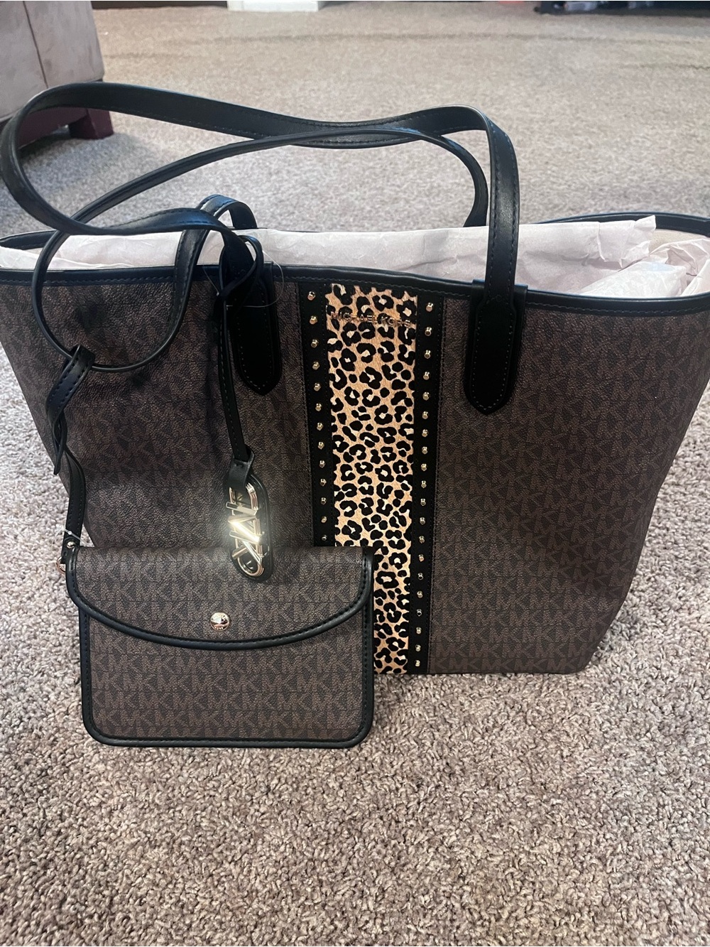New Michael Kors Large Eliza Media Open Tote Leopard Studded Logo Charm Pouch
